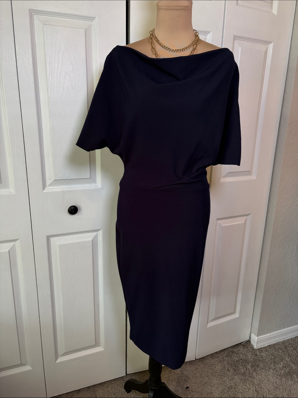 Alexia Admor Navy Off the shoulder sheath Dress size medium sexy classy